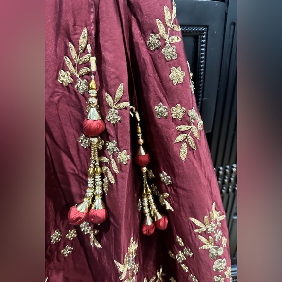 Indian Lehenga Dress - Picture 5 of 16